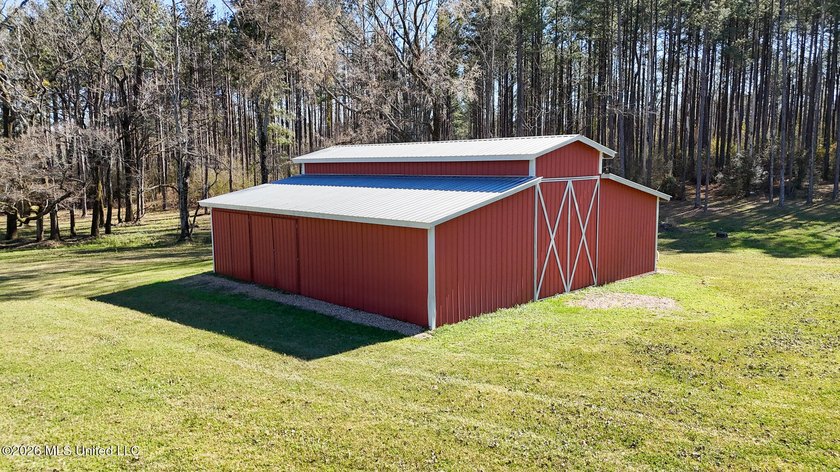 Welcome to 5192 Bean Rd in the Gilllsburg community! The 45 - photo 17