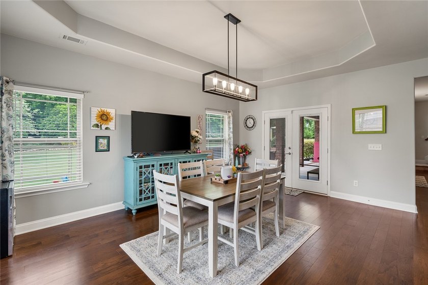 **MOTIVATED SELLERS** ** Brand new carpeting installed on the - photo 17