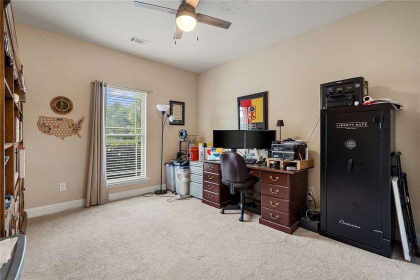 **MOTIVATED SELLERS** ** Brand new carpeting installed on the - photo 22