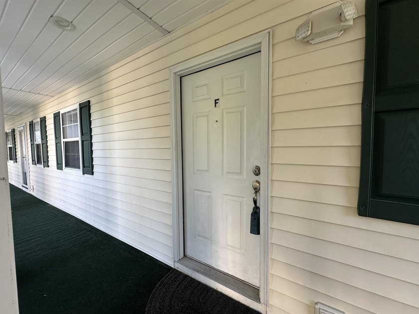 Welcome to your slice of Myrtle Beach paradise! Nestled in the - photo 2