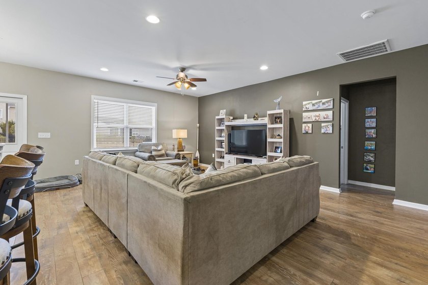 Welcome to this beautifully maintained home offering a - photo 7