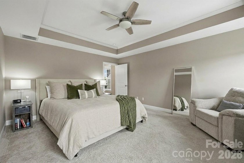 Move-in ready Lake Norman lifestyle home. 5 bed, 4 bath, 2,945 - photo 34