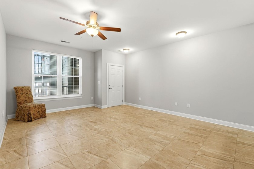 This is The one. Beautiful one bedroom, one bath condo located - photo 4