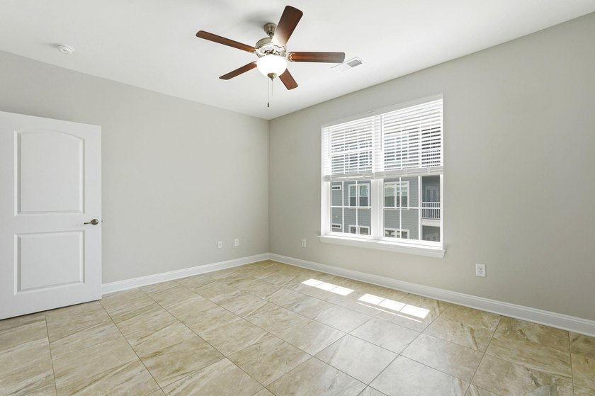 This is The one. Beautiful one bedroom, one bath condo located - photo 6