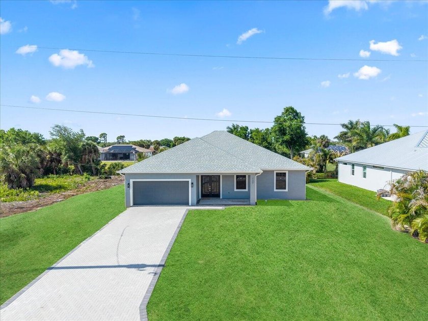 Welcome to this brand new 2026 built home in Port Charlotte - photo 3
