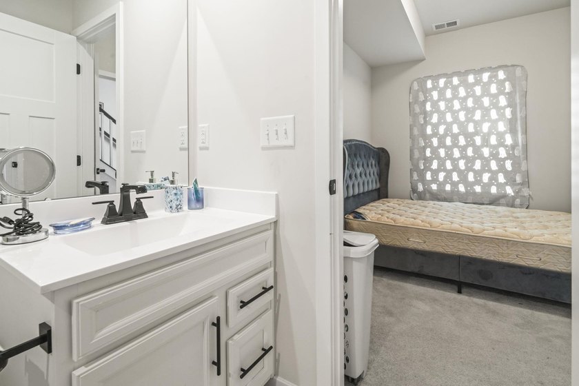 Welcome to 124 Galil Dr., Unit 21D - a stunning three-bedroom - photo 24