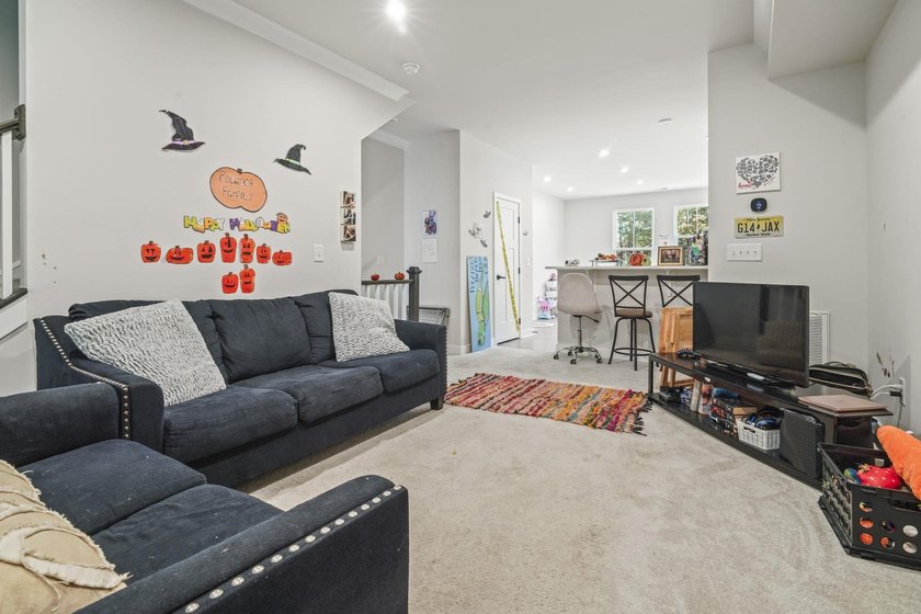 Welcome to 124 Galil Dr., Unit 21D - a stunning three-bedroom - photo 31