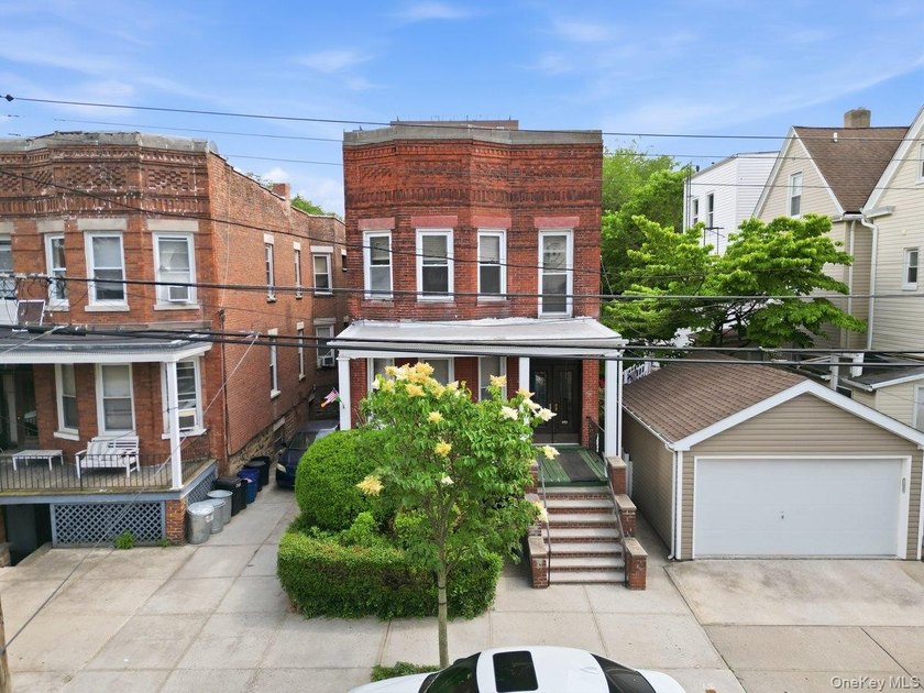 Nestled in the highly sought-after Woodlawn Heights section of - photo 3