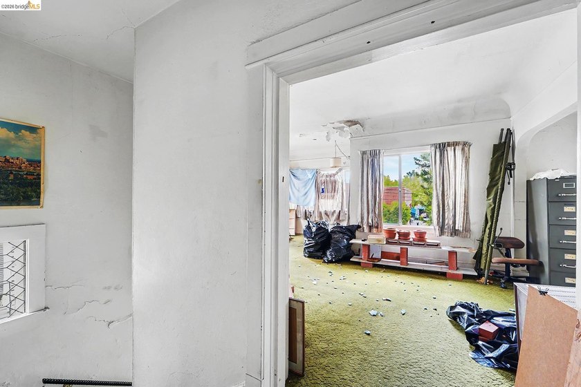 Location! Location! Location! Calling all investors, contractors - photo 11