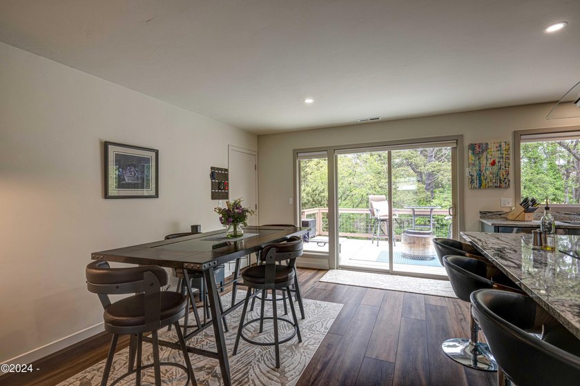 Fully custom remodeled home (2020-2021). Brought up to exacting - photo 11
