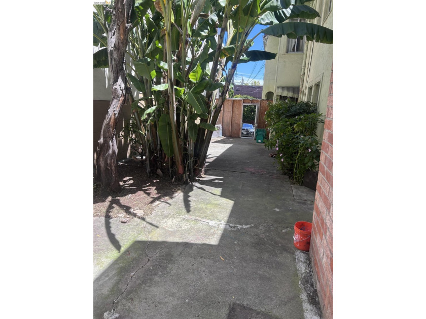 Location! Location! Location! Calling all investors, contractors - photo 35