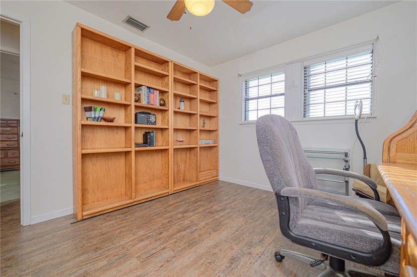 Coastal charm with Aransas Bay views in the heart of Rockport! - photo 23