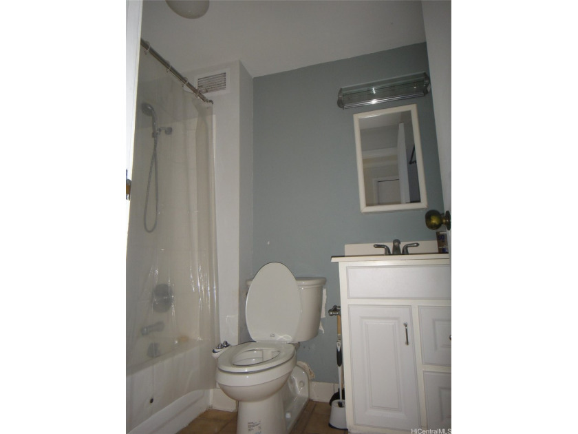 SERENE &amp; COZY (1) BEDROOM &amp; BATHROOM APARTMENT &amp; COVERED/SECURED - photo 9