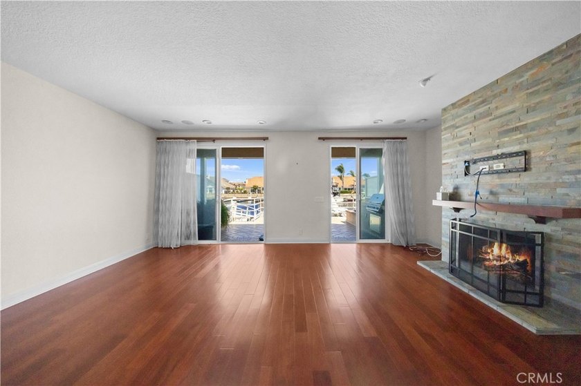 Experience the ultimate Huntington Harbour lifestyle in this - photo 12