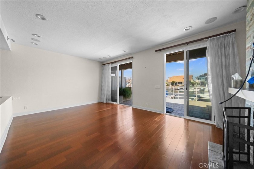 Experience the ultimate Huntington Harbour lifestyle in this - photo 13