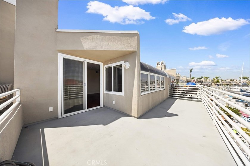 Experience the ultimate Huntington Harbour lifestyle in this - photo 38