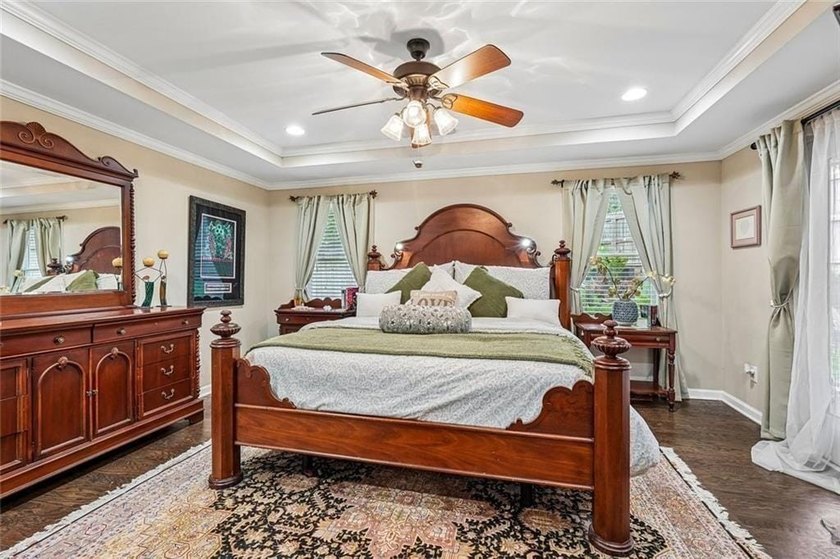 Welcome to 1631 Fearn Circle NE, a beautifully renovated - photo 18