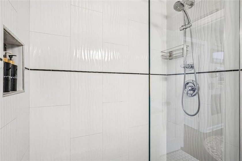 Welcome to 1631 Fearn Circle NE, a beautifully renovated - photo 26
