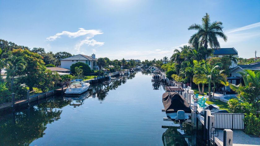 Brand-New Ultra Modern Masterpiece sited on 80' of waterfrontage - photo 44