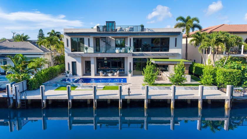 Brand-New Ultra Modern Masterpiece sited on 80' of waterfrontage - photo 46