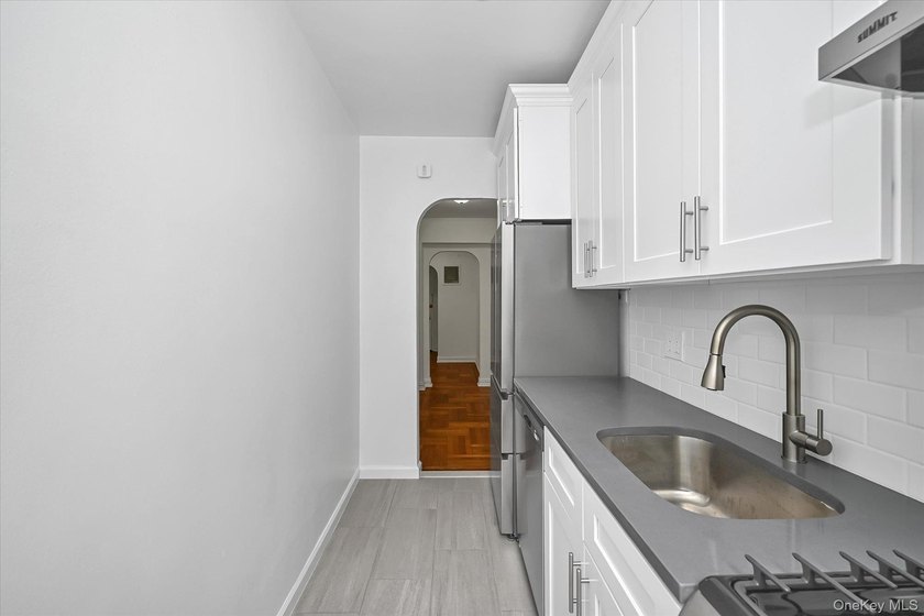 Fully renovated and ready for immediate move-into this 500sf - photo 10
