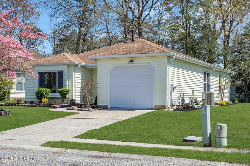 STUNNING, RENOVATED, Home Situated in the sought after Mystic - photo 3