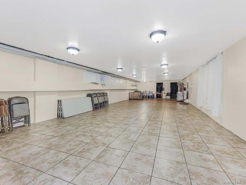 Welcome to 2466 Webster Ave! Beautiful Brick building currently - photo 14