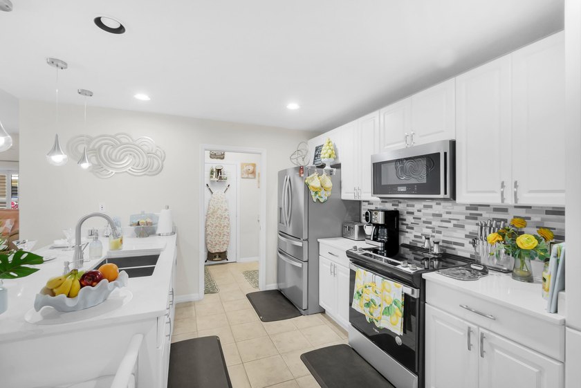Looking for a 2-bedroom condo in Fort Pierce with modern - photo 7