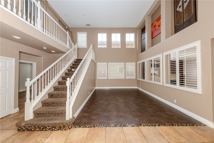Prime Location in Vista Verde of Yorba Linda. House Featuring - photo 3