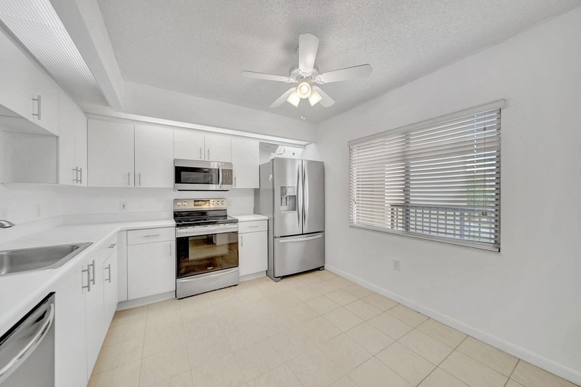801 SW 141st Ave 306-O - photo 7