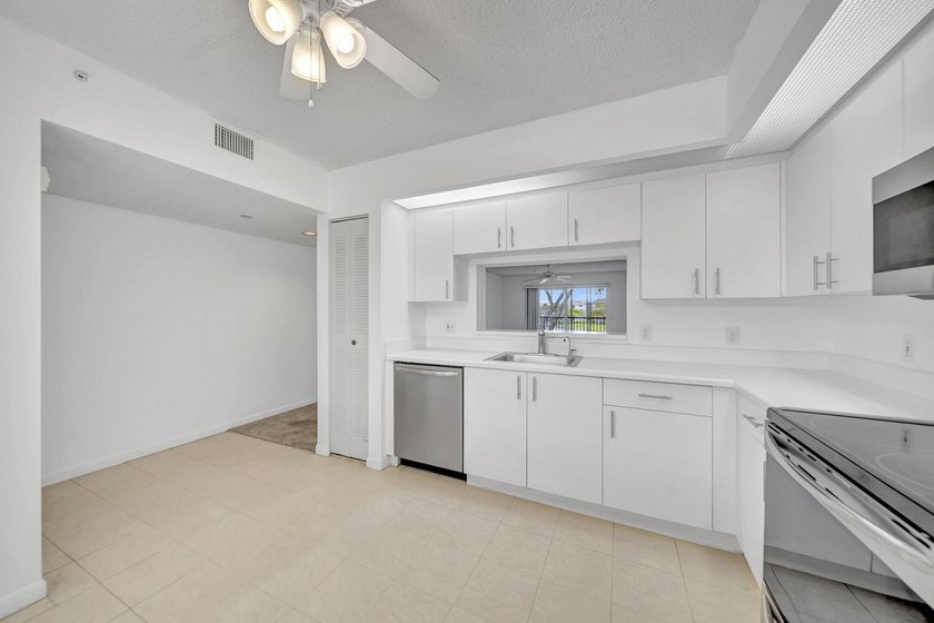 801 SW 141st Ave 306-O - photo 10