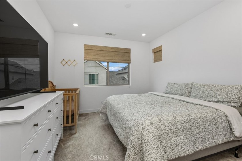 Welcome to this beautiful home in the highly sought after Oasis - photo 23