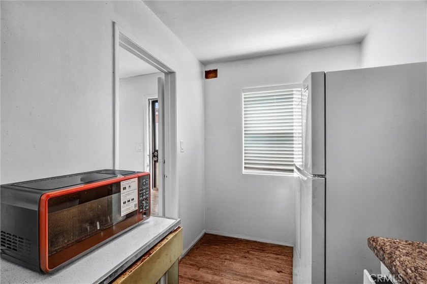 1065 E. 19th Street, Long Beach - Pride of Ownership 4-Unit - photo 9
