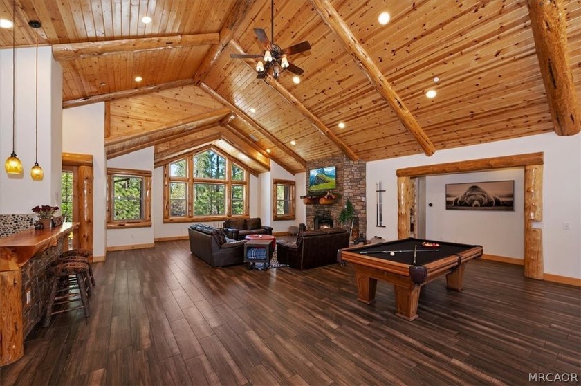 WELCOME TO *HEAVENLY VALLEY LODGE*, A BEAUTIFUL LOG-STYLE HOME - photo 13