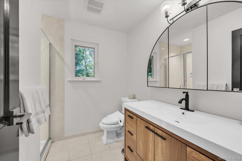 Beautifully updated and move-in ready, this High Oaks Village - photo 13