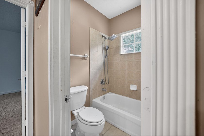 Experience the perfect blend of modern sophistication and - photo 16