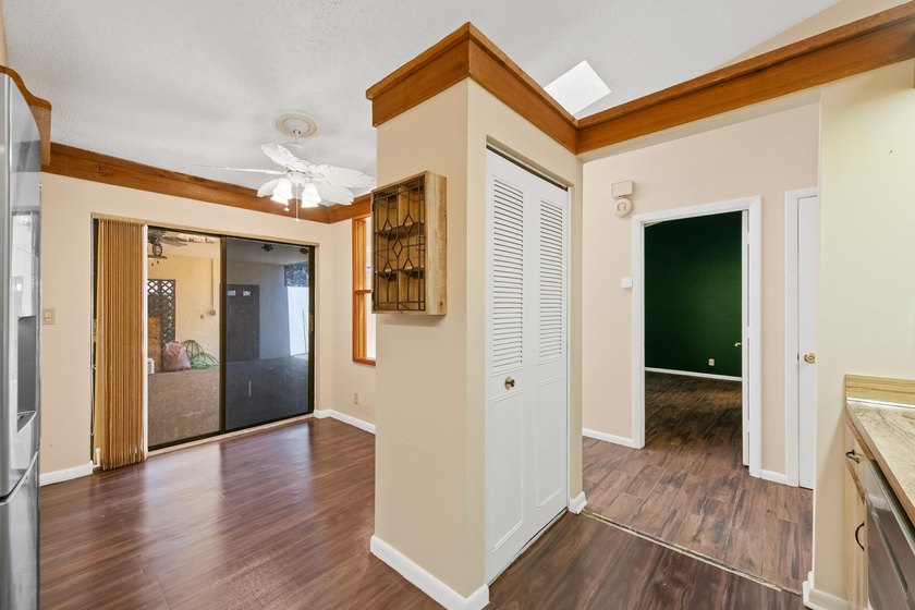 Welcome to this charming two-bedroom, two-bathroom villa in - photo 24