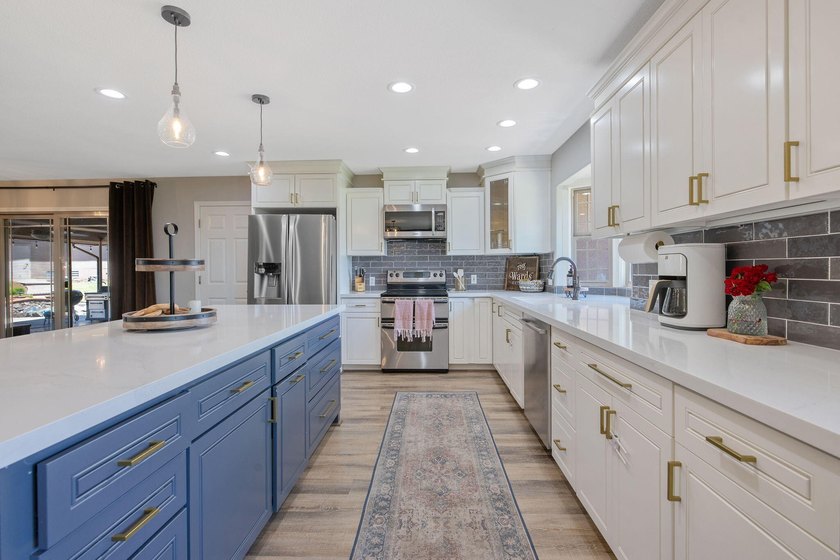 31862 Country Club Drive is a stunningly updated home perfectly - photo 12