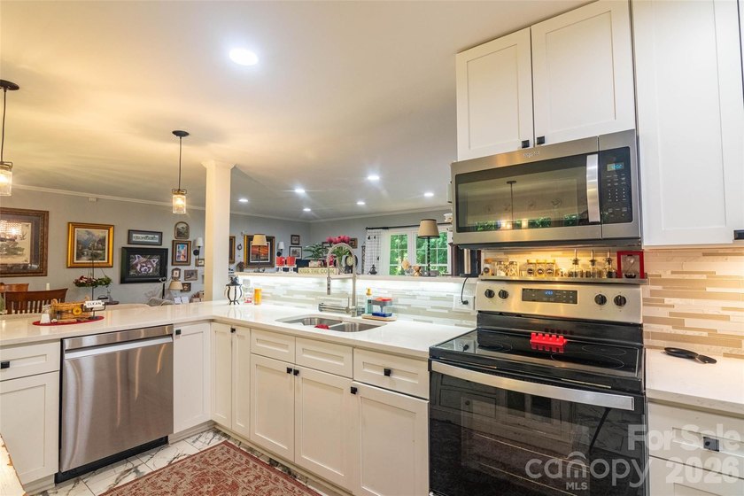 Located in one of Shelby's most desirable neighborhoods, this - photo 15