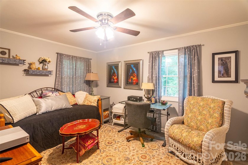 Located in one of Shelby's most desirable neighborhoods, this - photo 25
