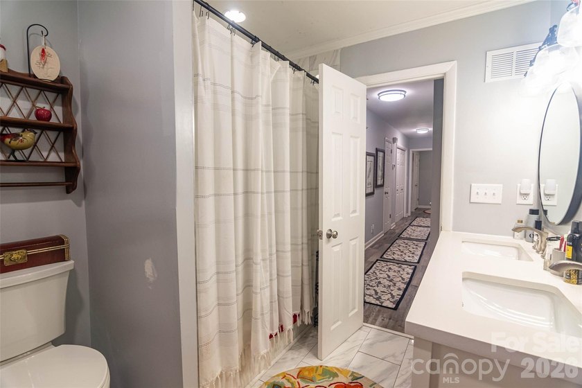 Located in one of Shelby's most desirable neighborhoods, this - photo 34