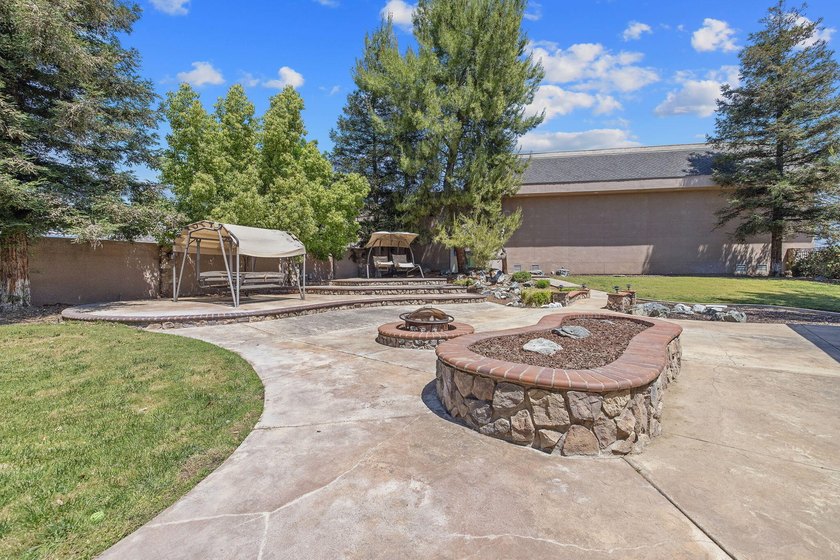 31862 Country Club Drive is a stunningly updated home perfectly - photo 44