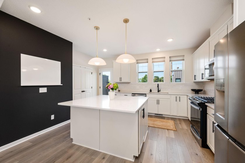 This stunning Highland Bridge Rowhome offers an exceptional - photo 8