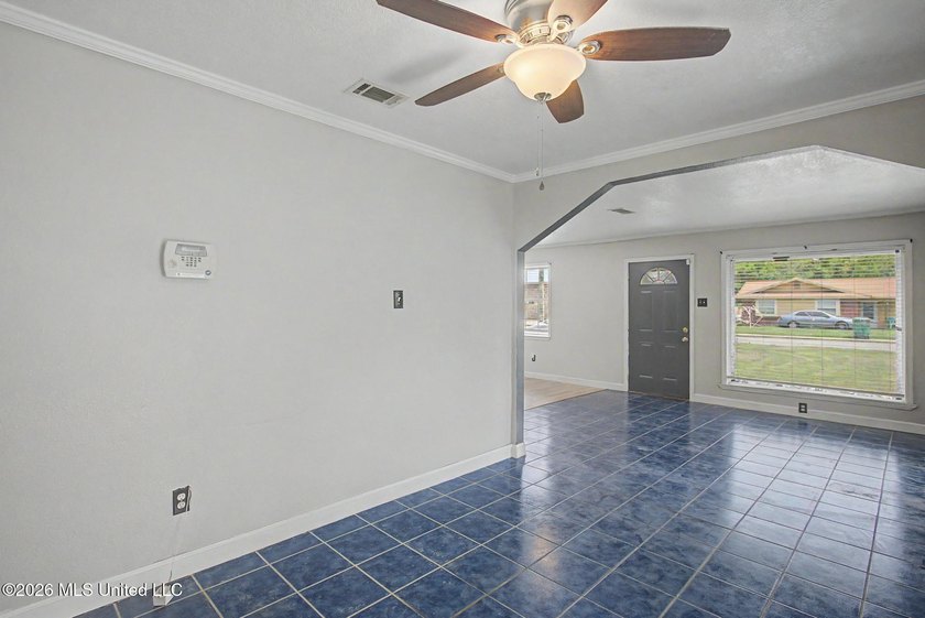 Located in a highly convenient area, this 4 bedroom, 2 bath - photo 15