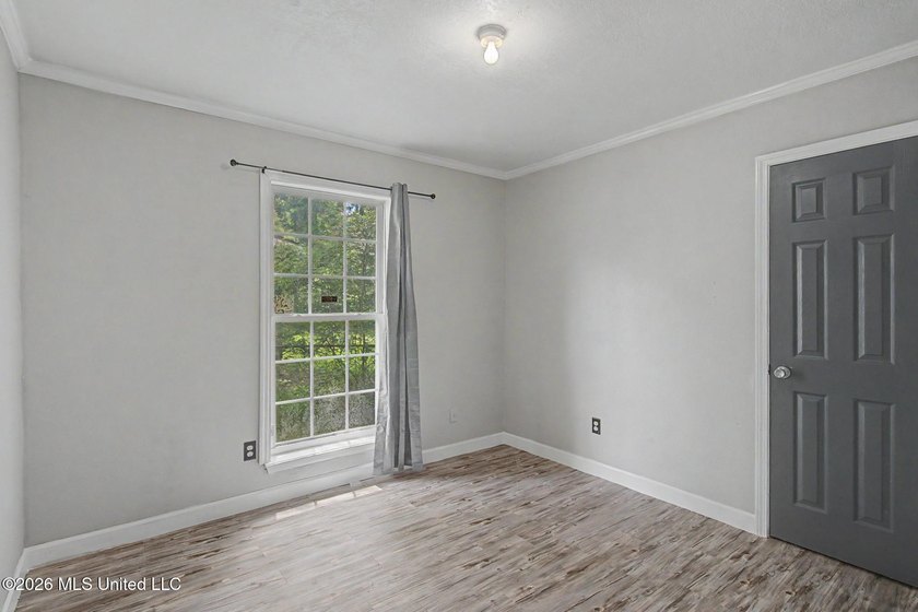 Located in a highly convenient area, this 4 bedroom, 2 bath - photo 17