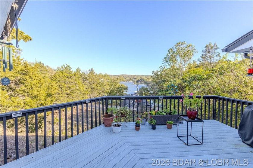 BACK ON MARKET AT NO FAULT OF SELLER. This 4000+ square foot - photo 20