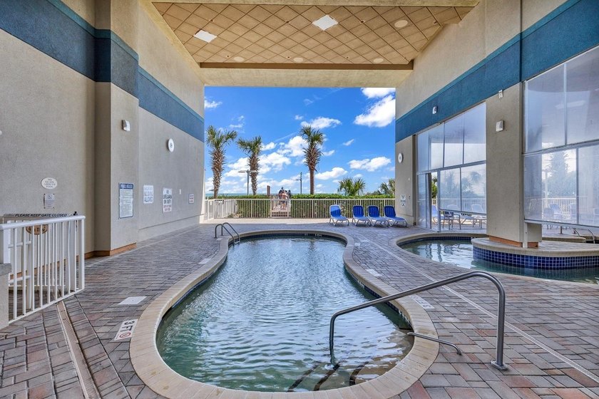 Wake Up to the Waves: True 1-Bedroom Oceanfront Oasis Experience - photo 21