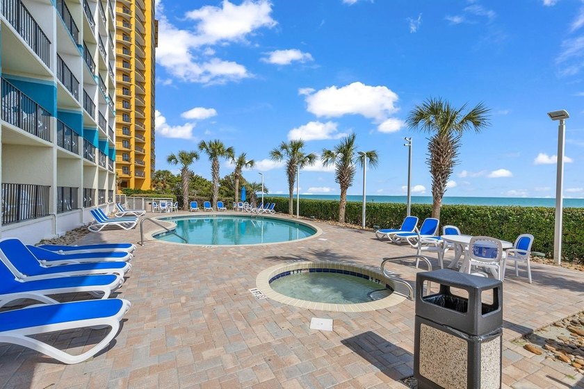 Wake Up to the Waves: True 1-Bedroom Oceanfront Oasis Experience - photo 23