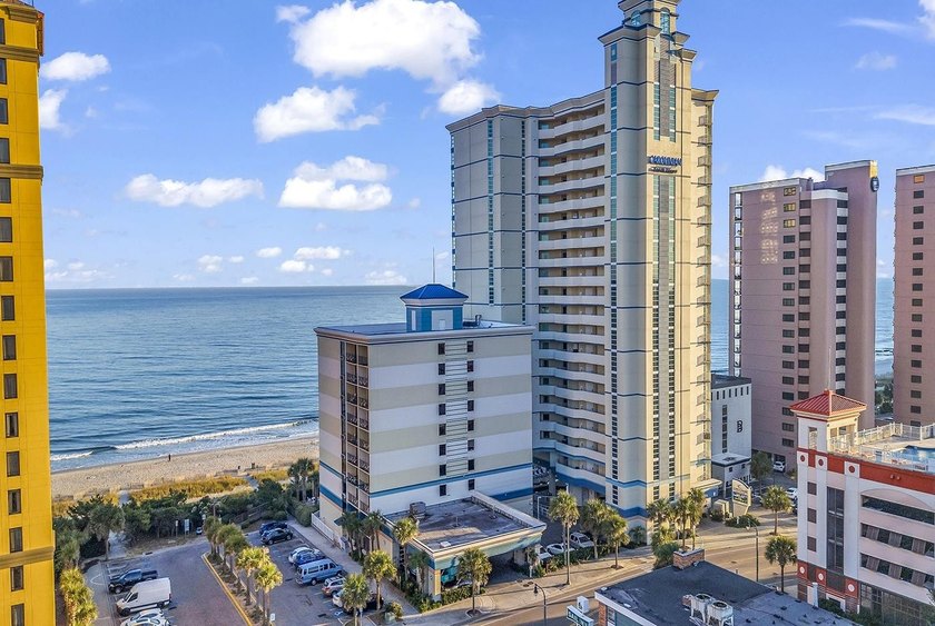 Wake Up to the Waves: True 1-Bedroom Oceanfront Oasis Experience - photo 31