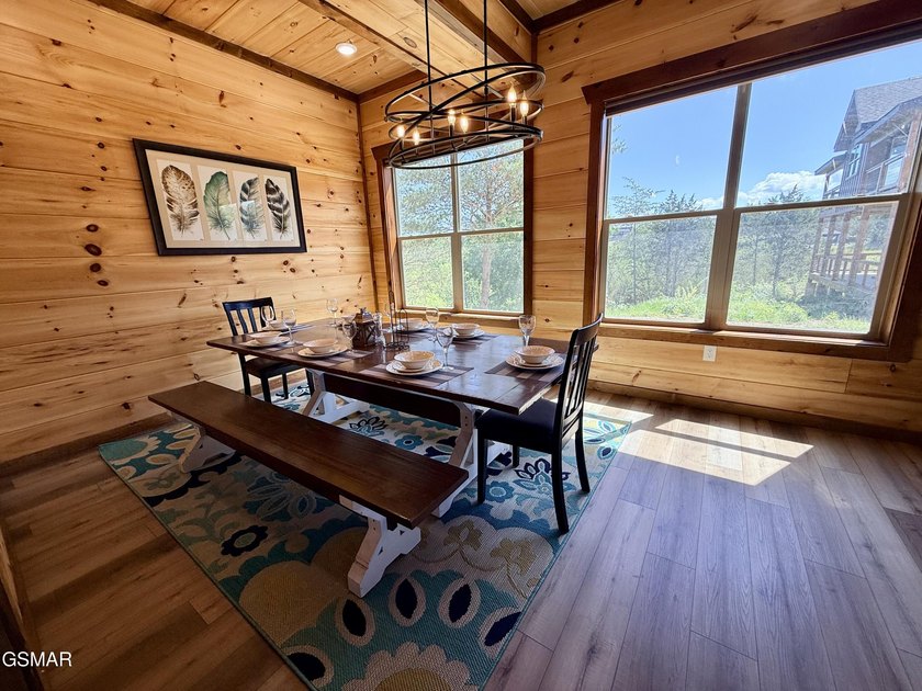 Turn-key 4-bedroom cabin located in the gated Timberlake Bay - photo 7